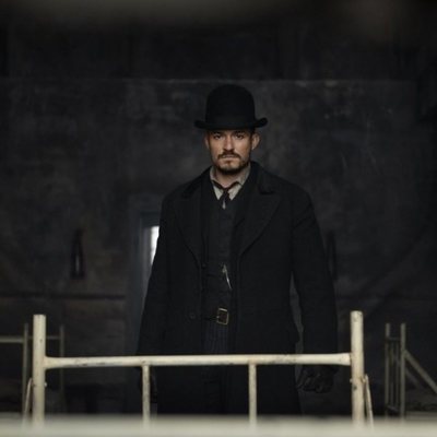 Orlando Bloom en la serie 'Carnival Row'