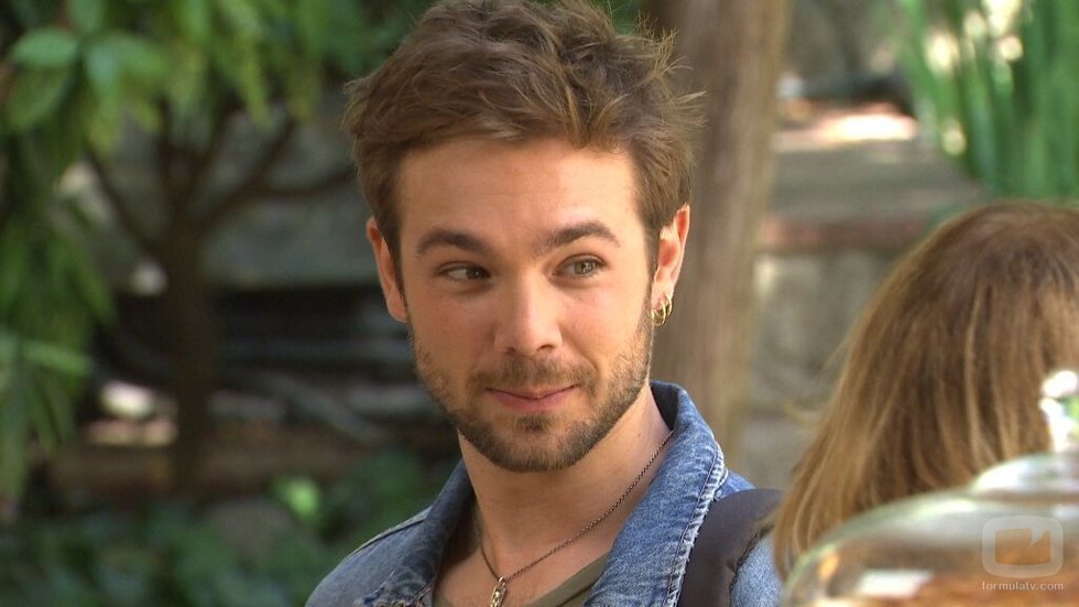 Carlos Cuevas como Pol en el rodaje de 'Merlí: Sapere Aude'