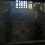 Negan y el padre Gabriel en la décima temporada de 'The Walking Dead'