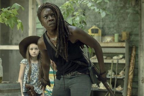 Michonne protege a Judith y RJ Grimes en la décima temporada de 'The Walking Dead'