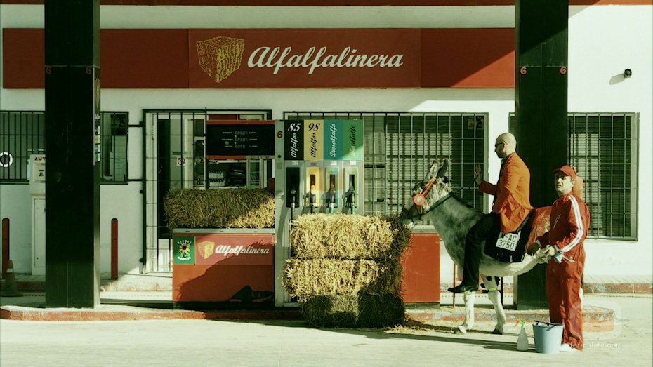 'La hora de José Mota' simula una gasolinera de alfalfa