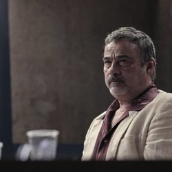 Eduard Fernández en uno de los episodios españoles de 'Criminal'