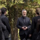 Arturo Ríos como Ernesto de la Mora en la segunda temporada de 'La casa de las flores'