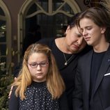 Alexa de Landa, Luis de La Rosa y Norma Angélica en la segunda temporada de 'La casa de las flores'