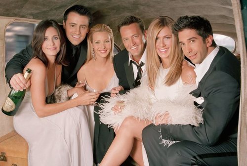Los actores de 'Friends' brindan con champán
