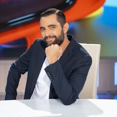 El presentador Dani Mateo en el plató de 'Zapeando'