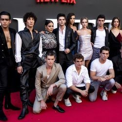 El reparto de 'Élite' en el estreno de la segunda temporada