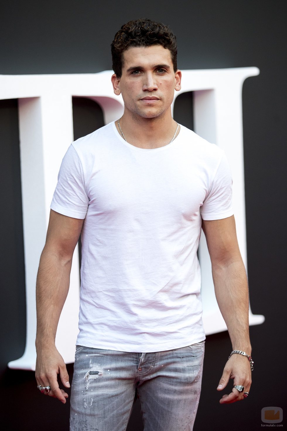 Jaime Lorente en el estreno de la segunda temporada de 'Élite'