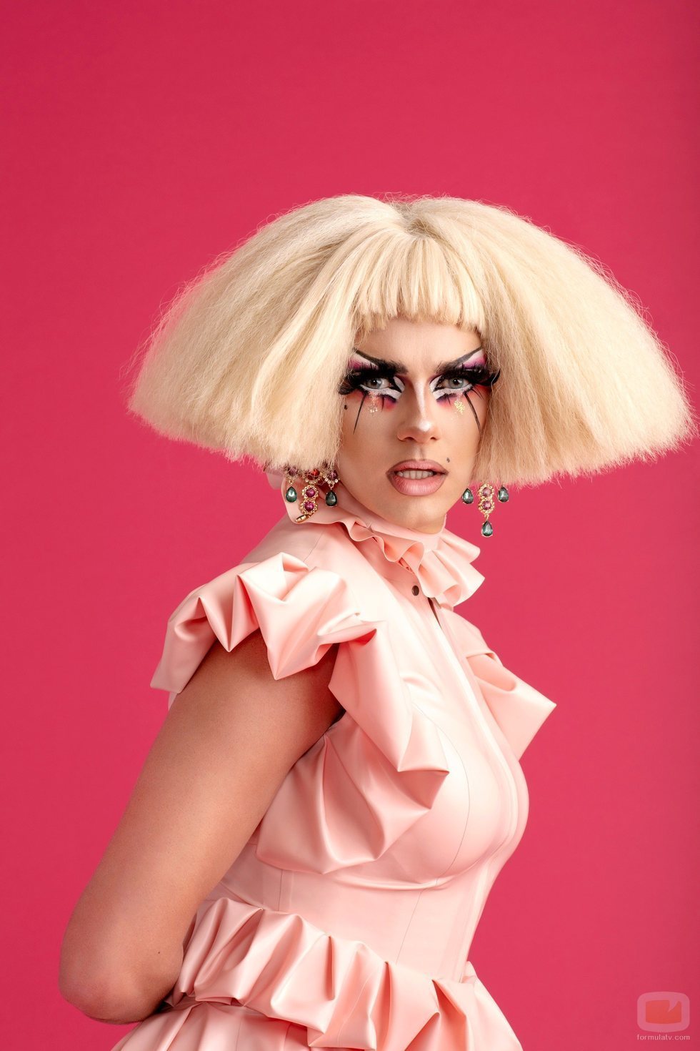 Crystal, concursante de 'RuPaul's Drag Race UK'