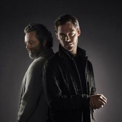 Michael Sheen y Tom Payne en 'Prodigal Son'