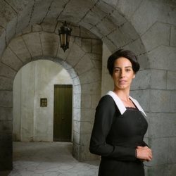 Almudena Cid es Manuela Sánchez en la temporada 12 de 'El secreto de Puente Viejo'