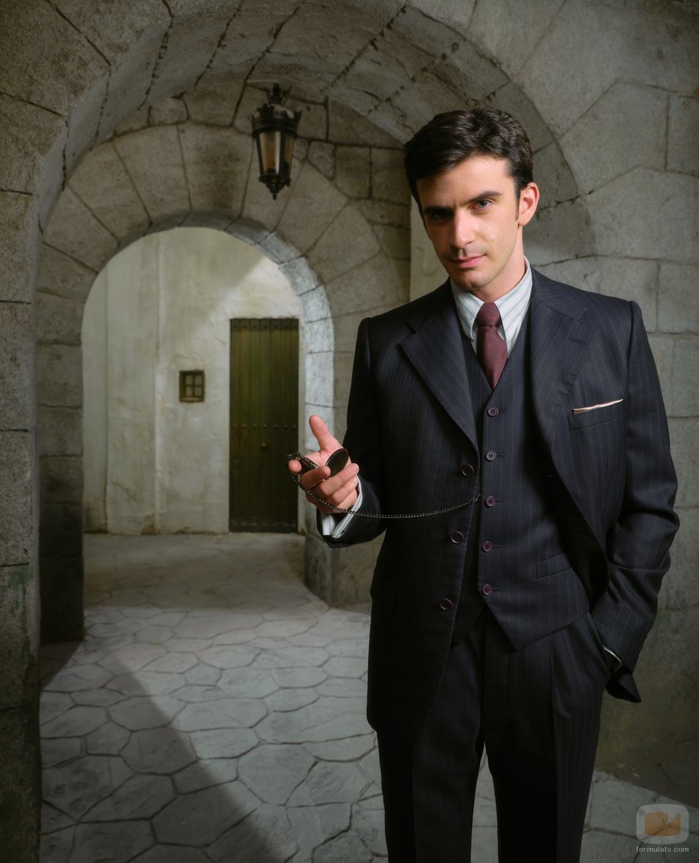 Alejandro Vergara es Tomás de los Visos en la temporada 12 de 'El secreto de Puente Viejo'