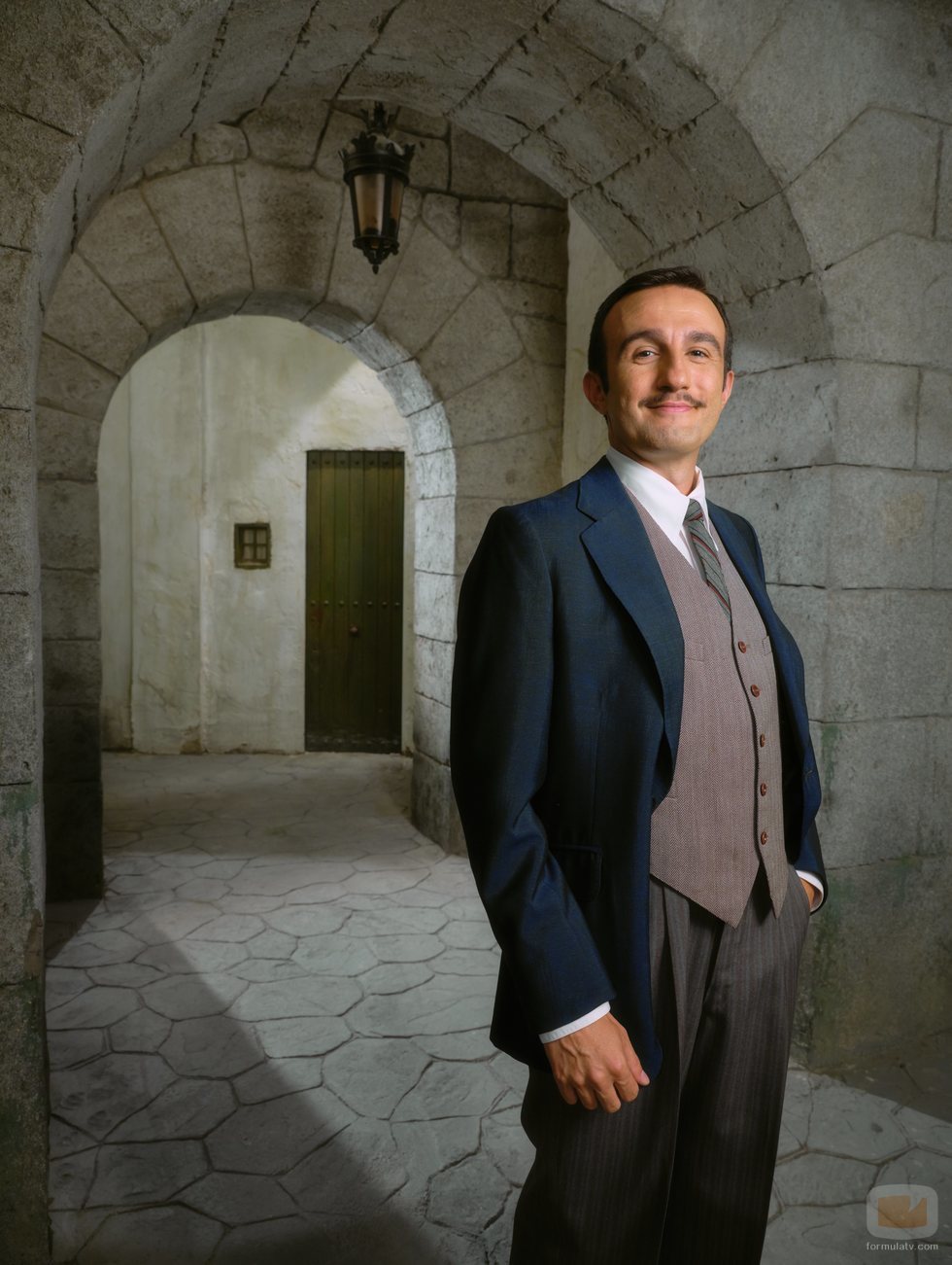 José Gabriel Campos es Onésimo Mirañar en 'El secreto de Puente Viejo'