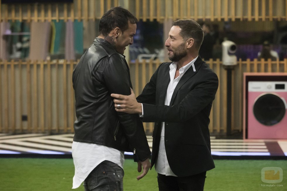 Dinio García y Antonio David Flores, en la Gala 1 de 'GH VIP 7'