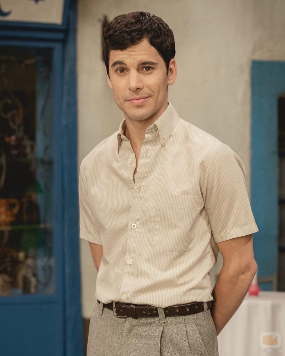 Adrián Expósito es Pablo Centeno en la temporada 12 de 'El secreto de Puente Viejo'