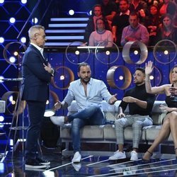 Jordi González junto a los colaboradores de 'GH VIP 7: el debate'