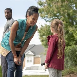 Yahya Abdul-Mateen II y Regina King en 'Watchmen'