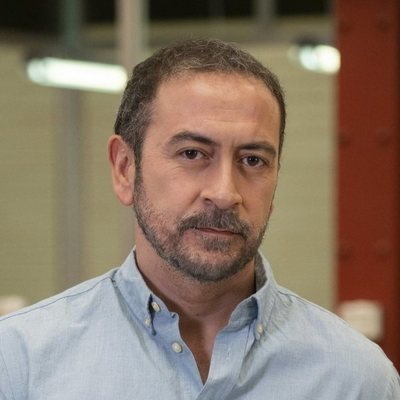 Santiago Molero es Nacho Salinas en 'Mercado central'