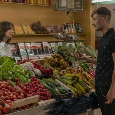 Lola Marceli y Francesc Cuéllar son madre e hijo en 'Mercado central'
