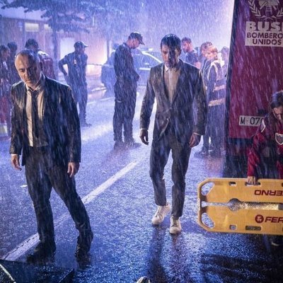 Javier Gutiérrez y Alejo Sauras, bajo la lluvia en 'Estoy vivo'