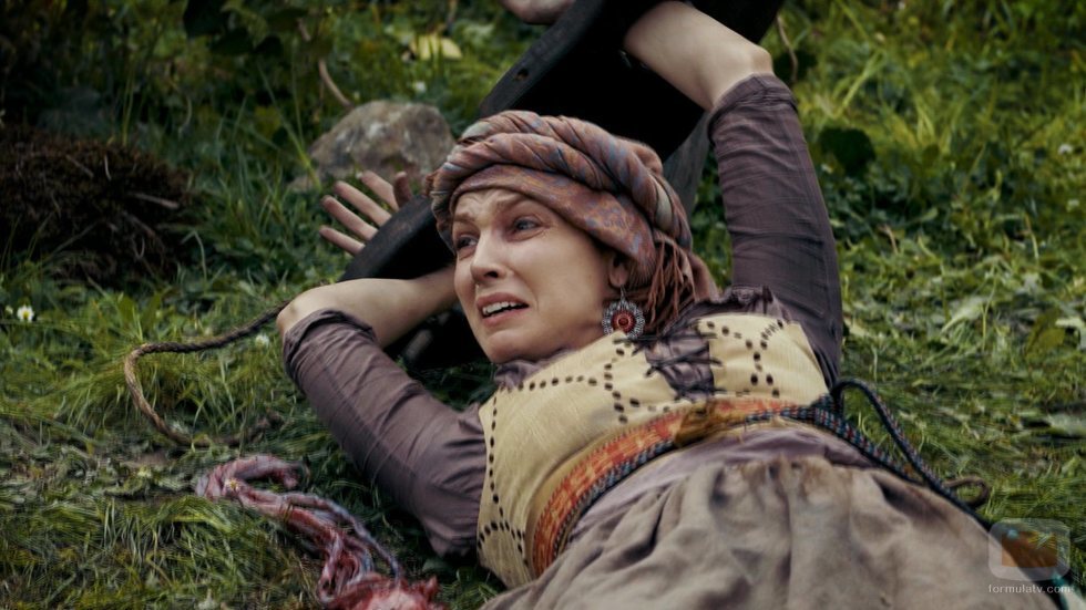 Paloma Bloyd, en la segunda temporada de 'The Outpost'