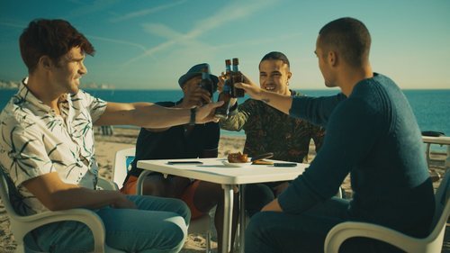 Los 'Toy Boy' de Antena 3 reunidos en la playa