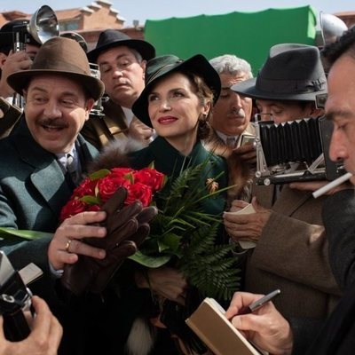 Maria Pia Calzone como Carla en 'Dime quién soy'