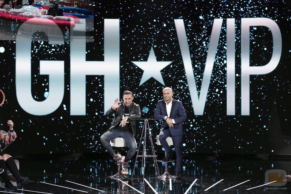 Dinio y Jorge Javier Vázquez, juntos en el plató de la Gala 5 de 'GH VIP 7'