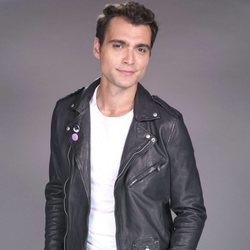 Hakan Kurtas es Deniz en 'Dolunay'