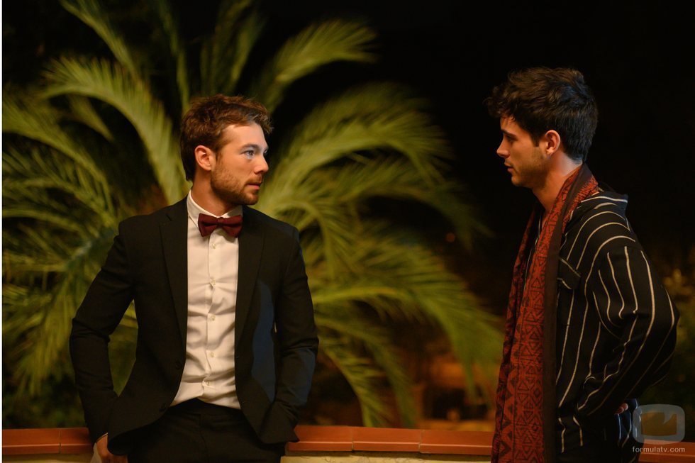Pol Rubio y Bruno Bergeron en 'Merlí: Sapere Aude'