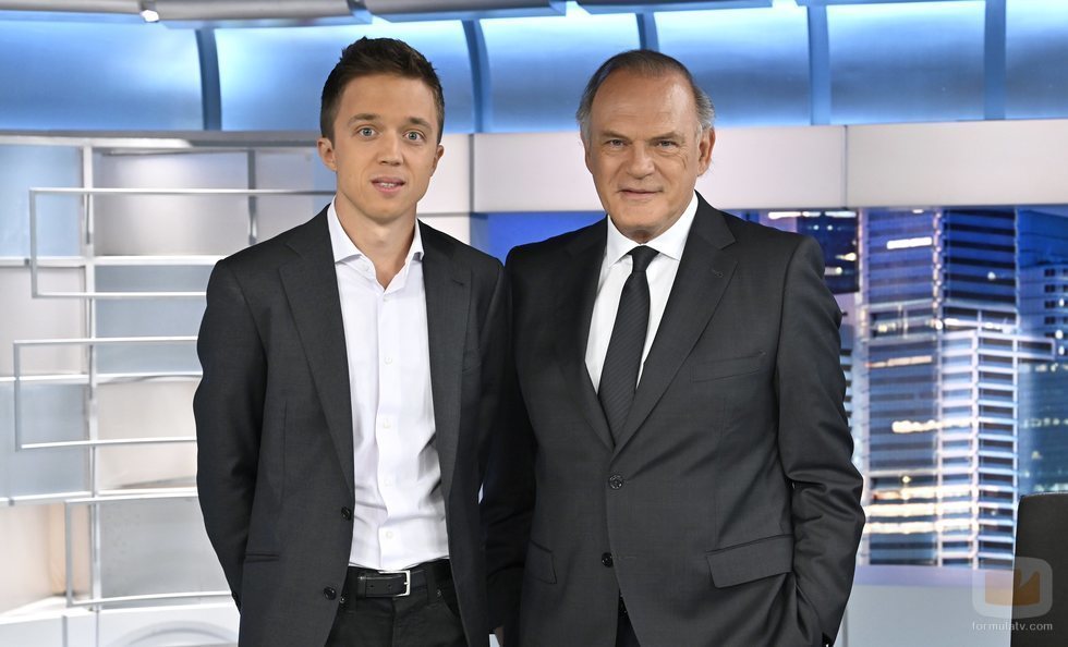 Pedro Piqueras e Íñigo Errejón, en 'Informativos Telecinco'