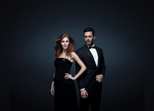 Elçin Sangu y Baris Arduç son la pareja protagonista en 'Te alquilo mi amor'