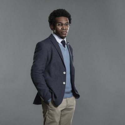 Camrus Johnson es Luke Fox en 'Batwoman'