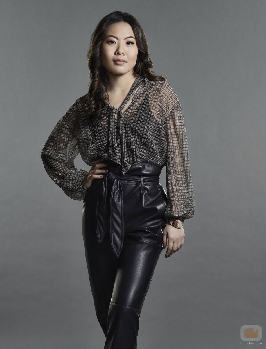 Nicole Kang es Mary Hamilton en 'Batwoman'