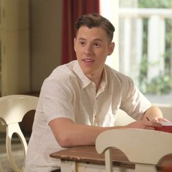 Nolan Gould como Luke Dunphy durante la temporada 11 de 'Modern Family'