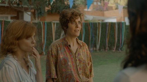 Leticia Dolera y Aixa Villagrán en 'Vida perfecta'