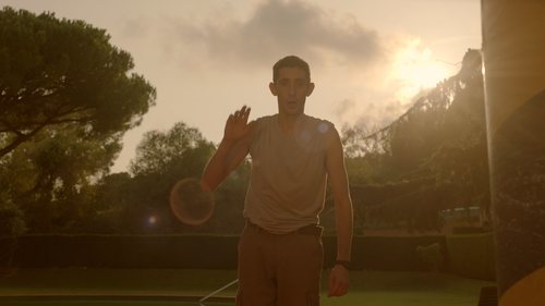 Enric Auquer es Gari en 'Vida perfecta'