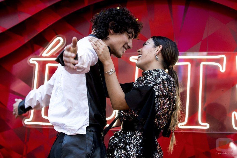 Jorge López y Danna Paola en la premier de la segunda temporada de 'Élite'