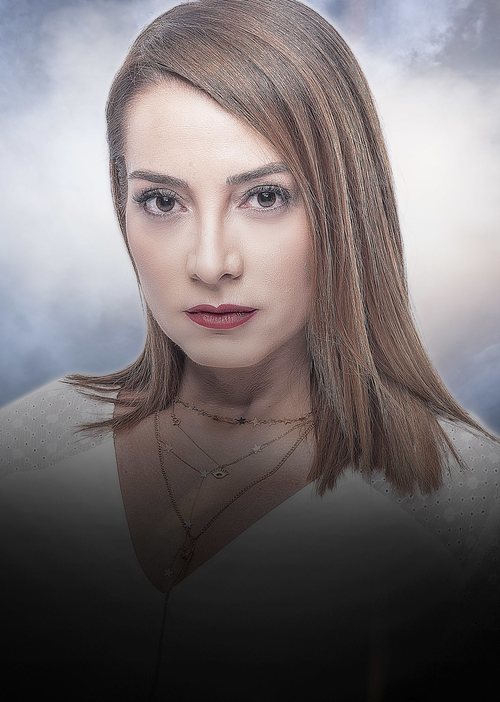 Dolunay Soysert es Sumru Günes en 'No sueltes mi mano'