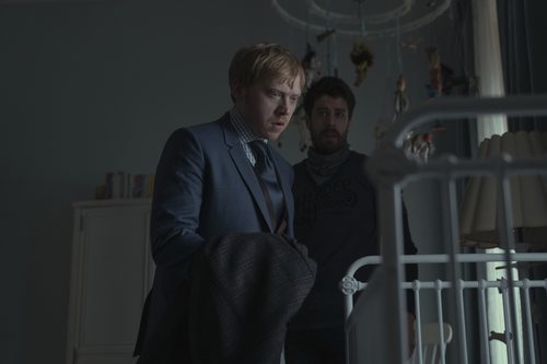 Rupert Grint y Toby Kebbell en 'Servant'