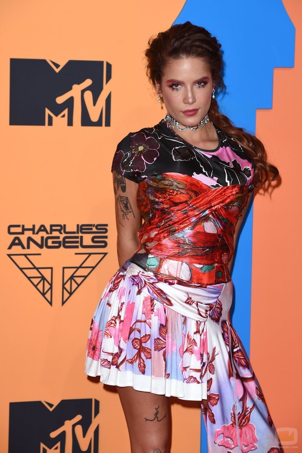 Halsey en la alfombra roja de los MTV EMAs 2019