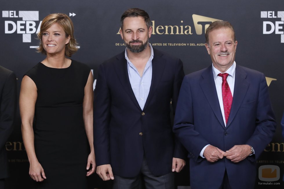 Santiago Abascal con María Casado y Manuel Campo Vidal en el 'Debate electoral 4-N'
