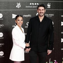 Melendi y Julia Nakamatsu en la gala de LOS40 Music Awards 2019