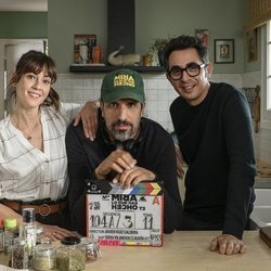 Eva Ugarte, Javier Ruiz Caldera y Berto Romero graban la tercera temporada de 'Mira lo que has hecho'