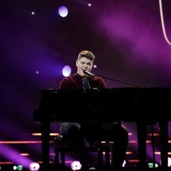 Jordan Anthony, representante de Australia, en la Gran Final de Eurovisión Junior 2019