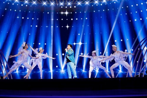 Yerzhan Maksim, representante de Kazajistán, en la Gran Final de Eurovisión Junior 2019