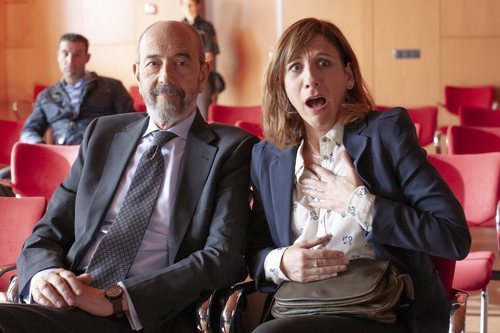 Nuria (Malena Alterio) y Carlos (Miguel Rellán) en la 3ª temporada de 'Vergüenza'