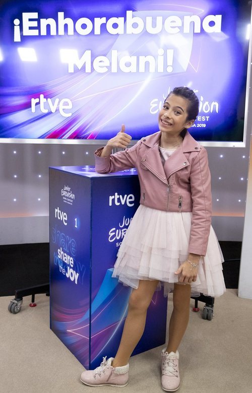 Melani García posa en la rueda de prensa de RTVE tras su paso por el Festival de Eurovisión Junior 2019