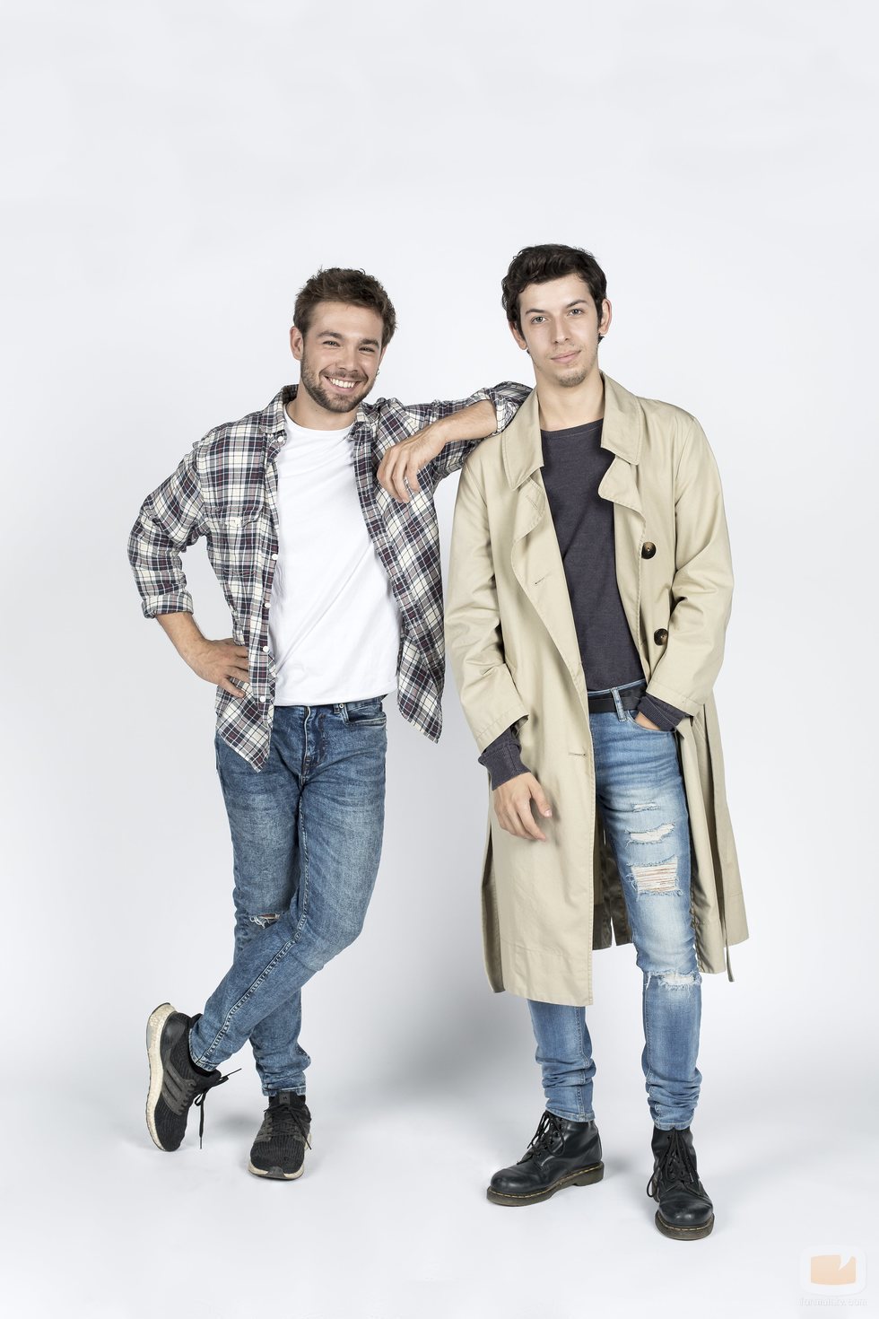 Pol (Carlos Cuevas) y Rai (Pablo Capuz) en 'Merlí: Sapere Aude'