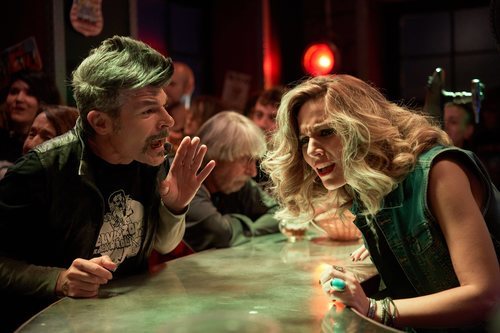 Coque y Edurne comparten barra el 11x11 de 'La que se avecina'